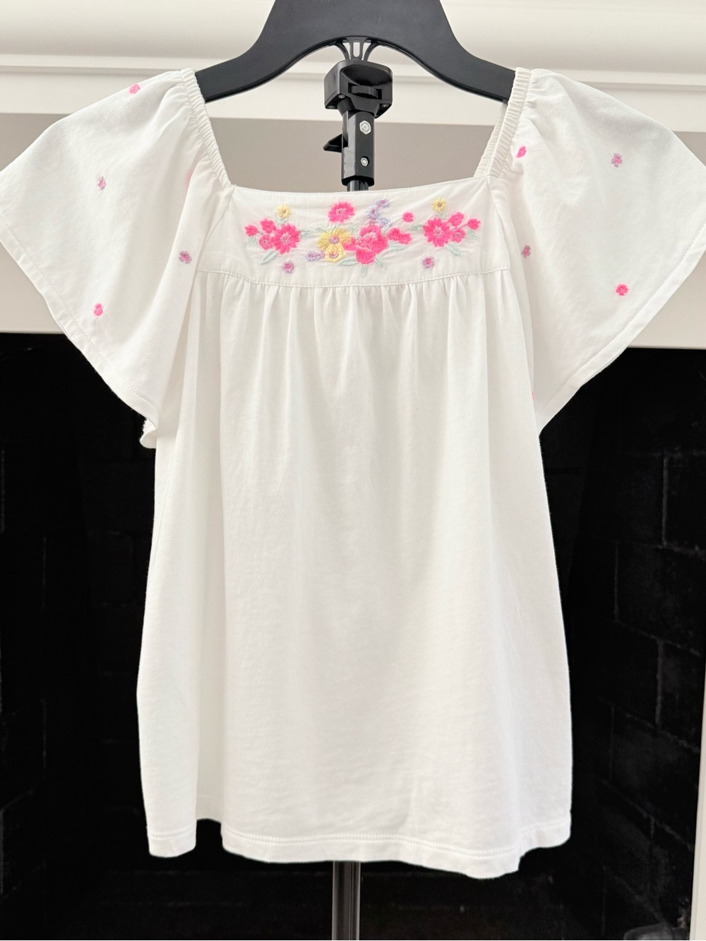GAP White Top with Pink & Yellow Floral Embroidery- Girls L